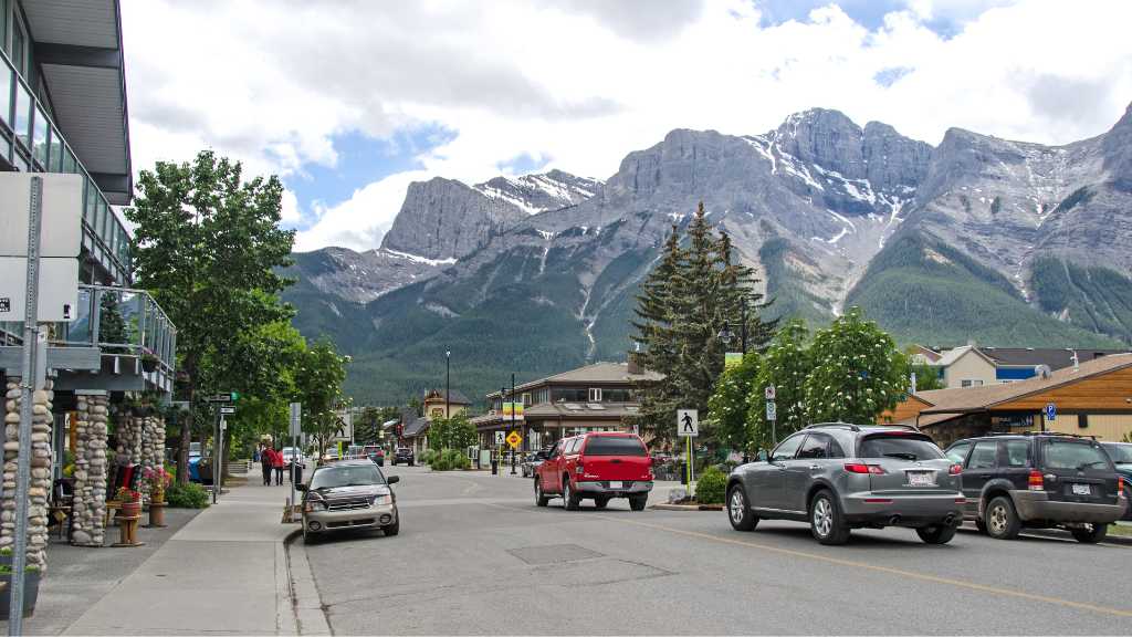 from-to-canmore-group-lake-tours-private-shuttle-bus-ride-transfer